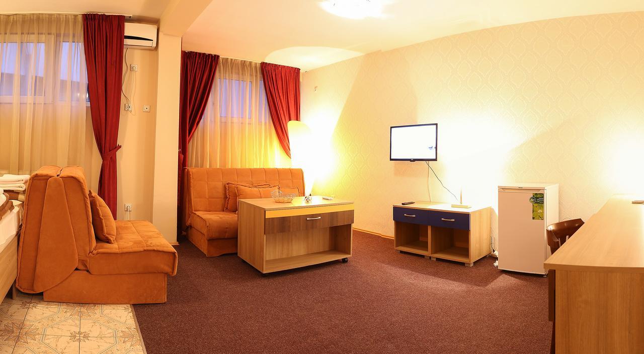 Hotel North City Titova Mitrovica Zimmer foto